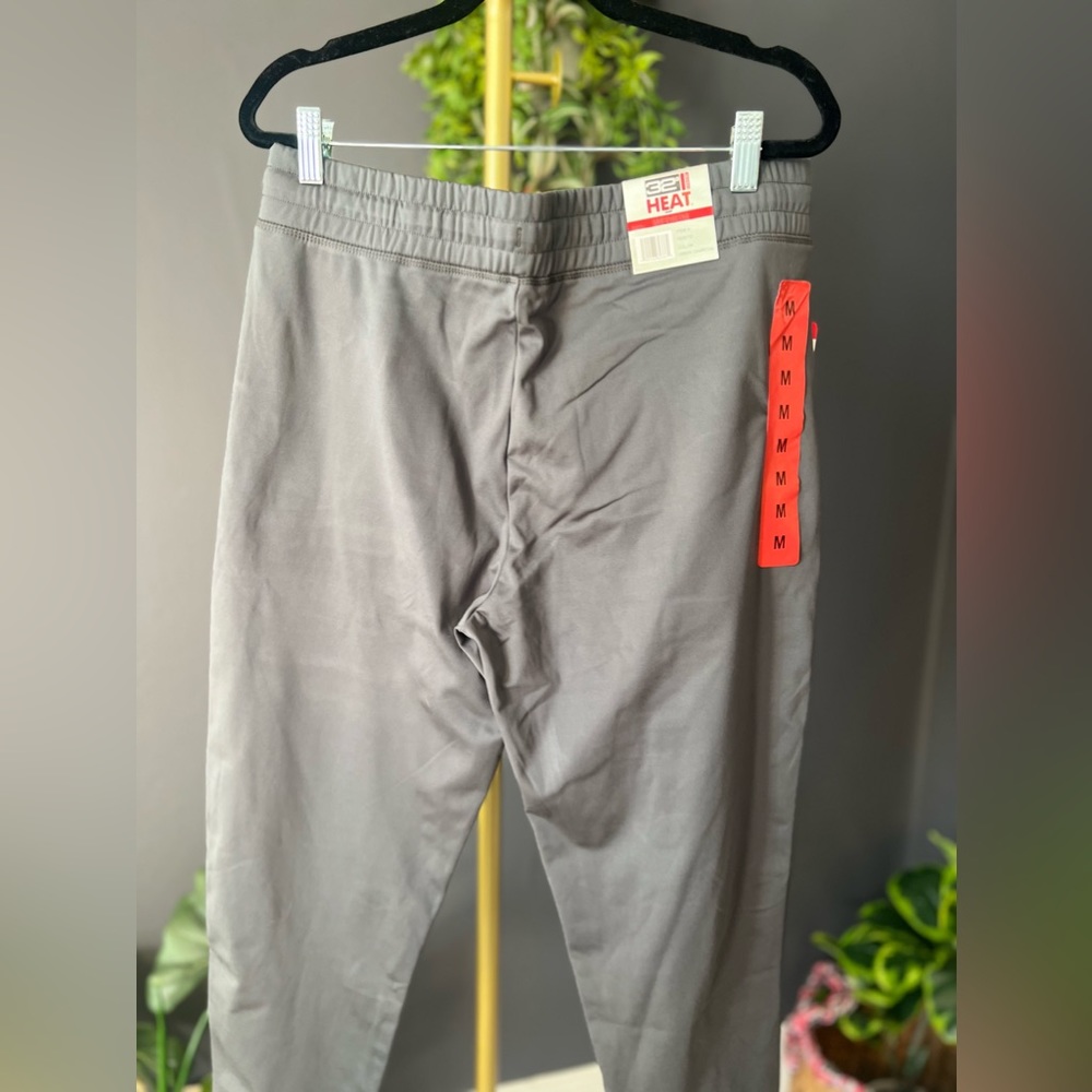 32° Heat. Color:green charcoal, Size medium
